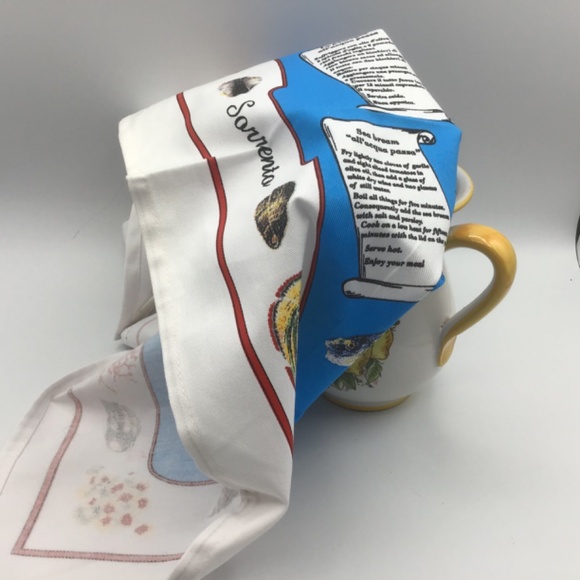 Italy Capri Water/Wine Jug With Lemons Design & Kitchen Towel w local fish - Picture 6 of 11